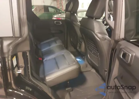 2025 Ford Bronco Big Bend z USA, uszkodzony, nr VIN 1FMEE7BH5SLB58852